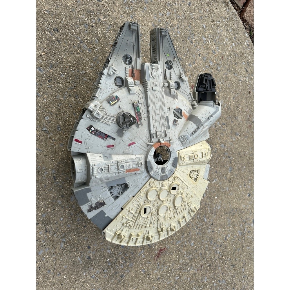 Vintage 1995 Star Wars Power of the Force Millennium Falcon Kenner Tonka Parts